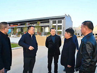 南平市人大主任羅志堅走訪(fǎng)調研福建雙龍戲珠酒業(yè)有限公司