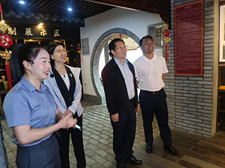 省財政廳調研組蒞臨福建雙龍戲珠酒業(yè)有限公司開(kāi)展工作調研